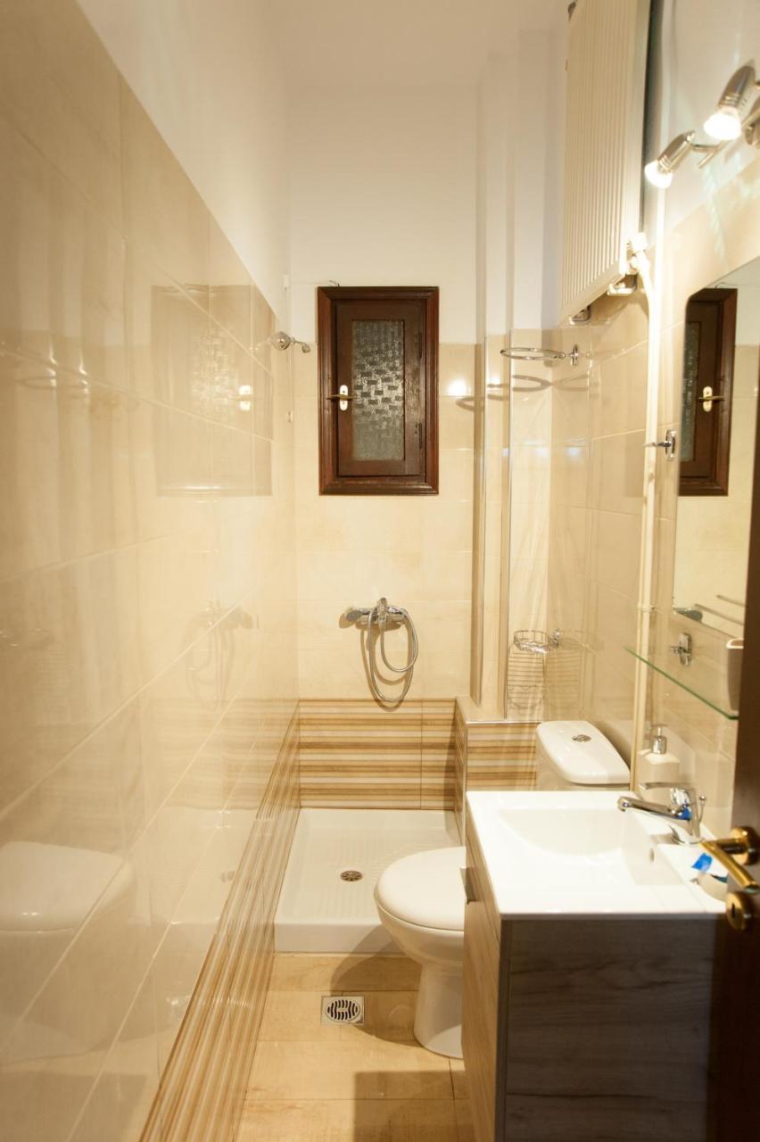 Hotel Platanidia Екстер'єр фото